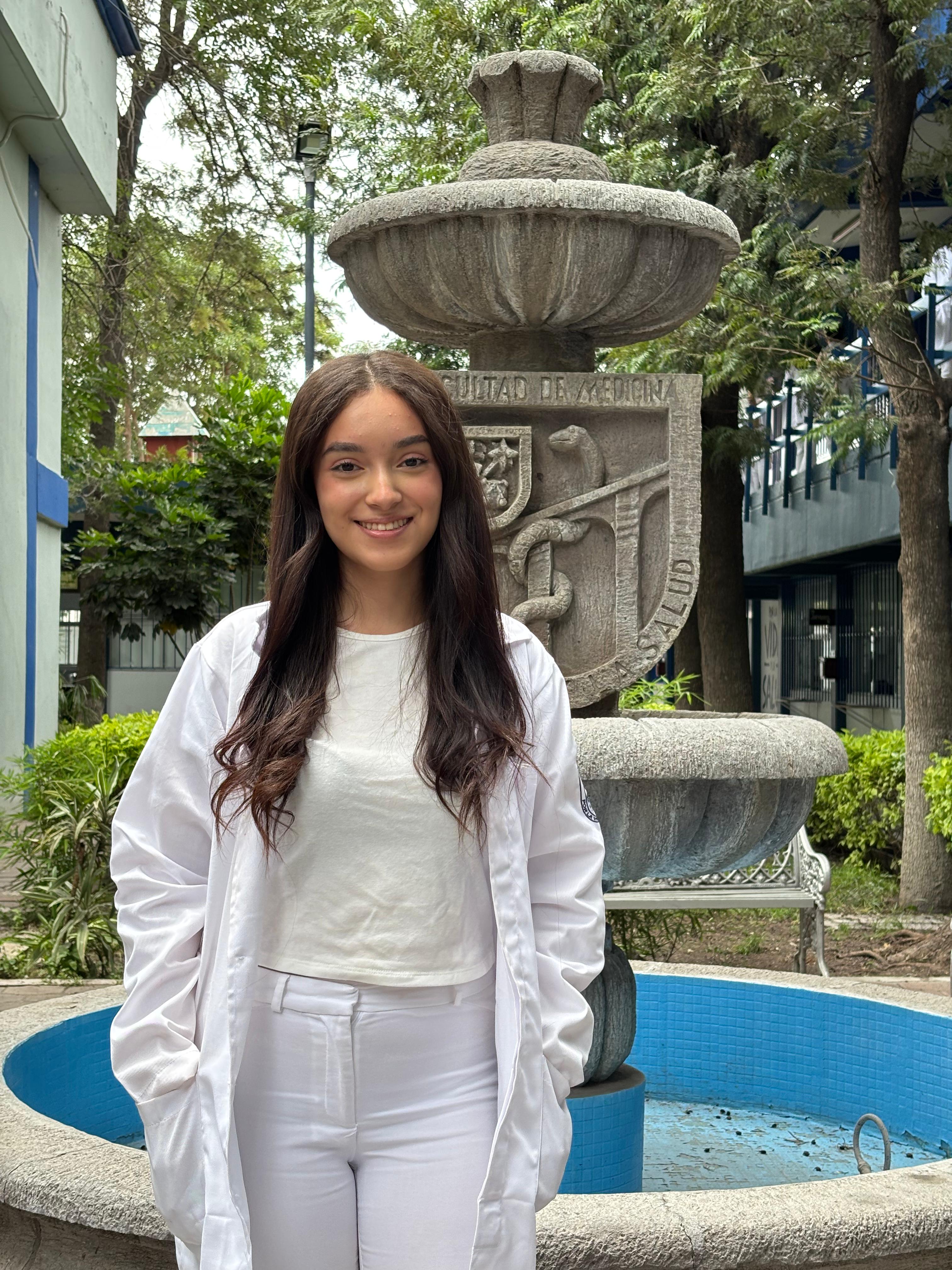 Alumna Propedika en la Facultad de Medicina